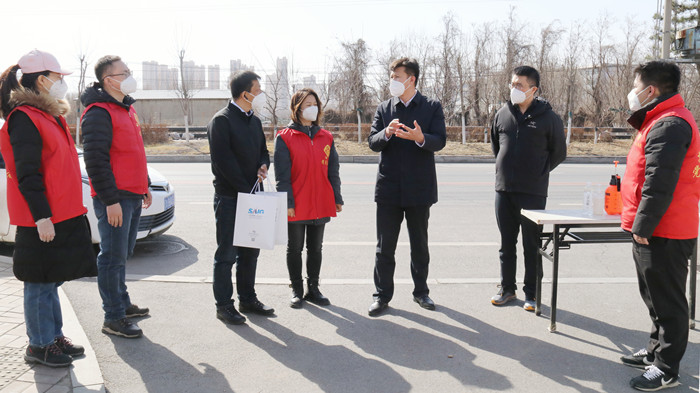 �����쵼����ο�ʿ���һ��־Ը������